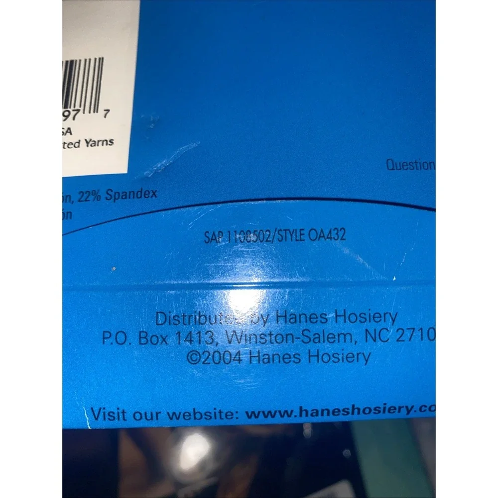 Hanes Day Sheer Control Top Pantyhose 2 Pairs Little Color Size CD Style OA432